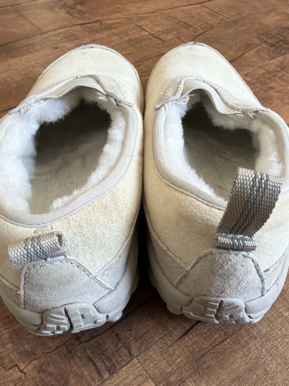 Merrell Women's Cream Slip-On Fleece-Lined shoes